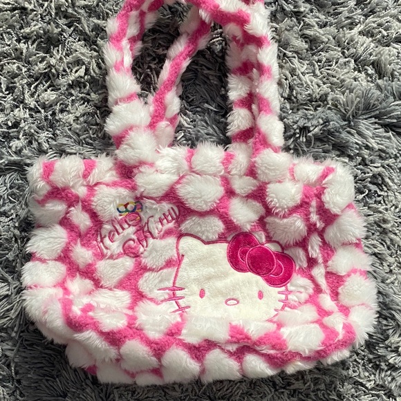Hello Kitty Handbags - Hello Kitty / y2k Fluffy tote NWOT